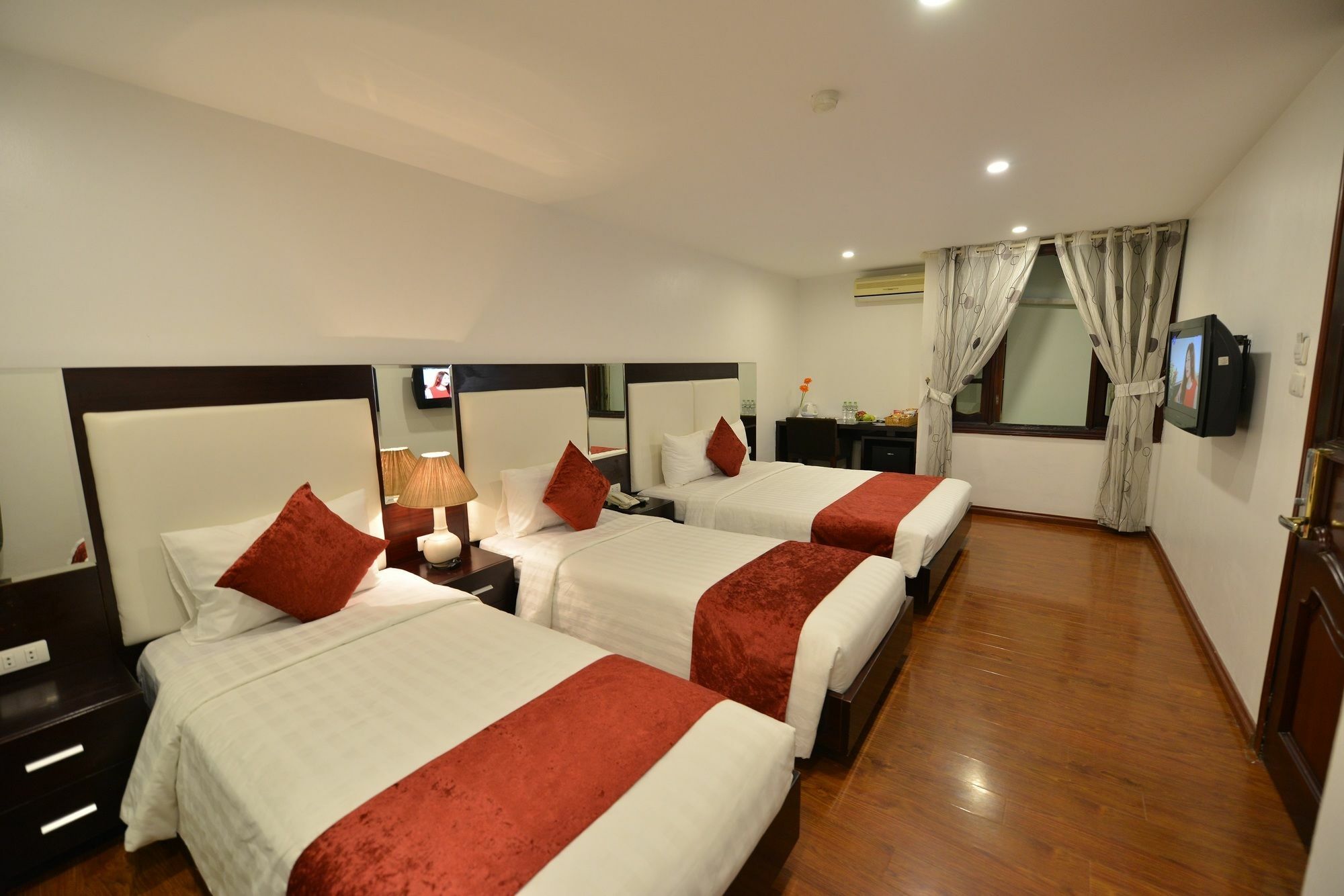Hanoi Amorita Boutique Hotel & Travel Екстер'єр фото